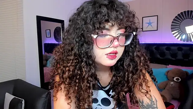  Lilly miller online show from April 6, 3:06 am