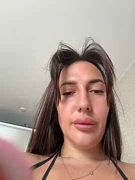 AleksandraRich online show from August 5, 1:01 am