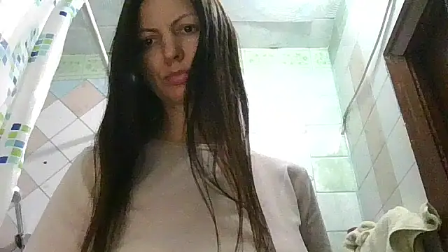 AliseWats online show from March 1, 8:41 pm