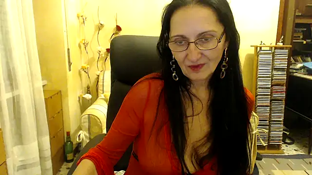 RobertaFox69 online show from December 5, 7:59 pm