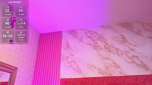 goldilockss15 online show from April 12, 12:30 pm