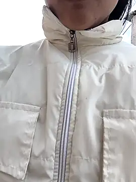 bella warzon online show from October 5, 8:03 pm