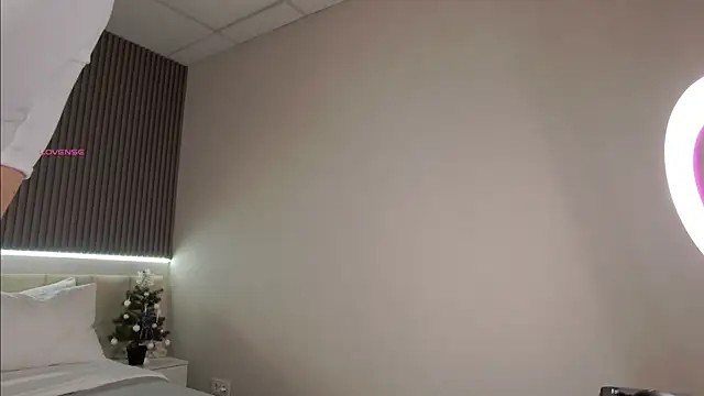 NikaDines online show from January 9, 3:33 am