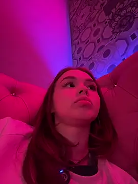 MiraBliss online show from April 18, 8:31 pm