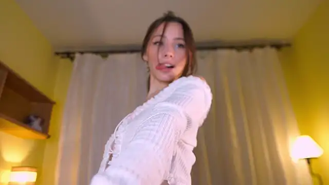 EditaBails online show from February 1, 8:18 pm