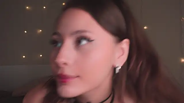 EditaBails online show from October 23, 7:20 pm