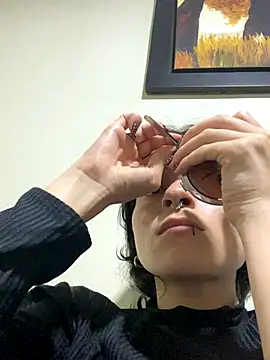 Snapshot of val_zx chatting on October 31, 10:03 pm val zx online show from October 31, 10:03 pm