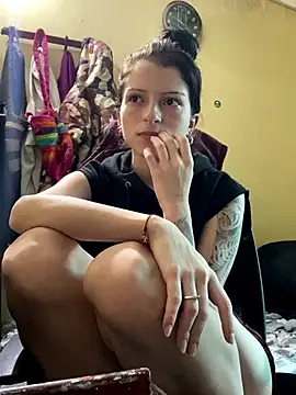 Snapshot of val_zx chatting on September 22, 9:02 pm val zx online show from September 22, 9:02 pm