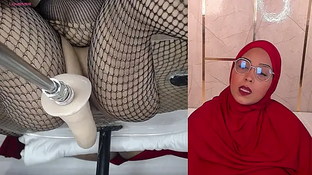 BBWHijab online show from October 13, 5:21 am