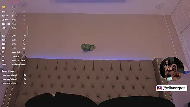 Snapshot of Emiliana_Rios chatting on October 29, 4:06 am Emiliana Rios online show from October 29, 4:06 am