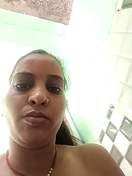 Hotty-Nidhi online show from December 15, 3:12 am