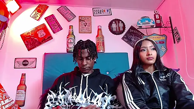 lili roussi online show from October 30, 1:19 am