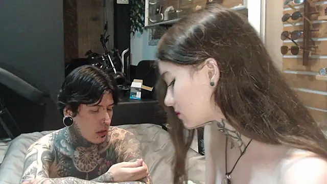 Alucard-Carmila online show from October 24, 3:24 am