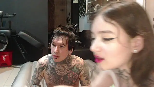 Alucard-Carmila online show from September 27, 3:25 am