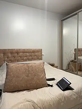 VelvetVabe online show from December 1, 1:03 pm