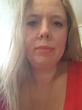 Snapshot of Irina3718 chatting on October 16, 1:36 pm Irina3718 online show from October 16, 1:36 pm