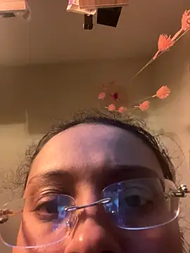 milu saenz 8 online show from October 25, 12:29 am