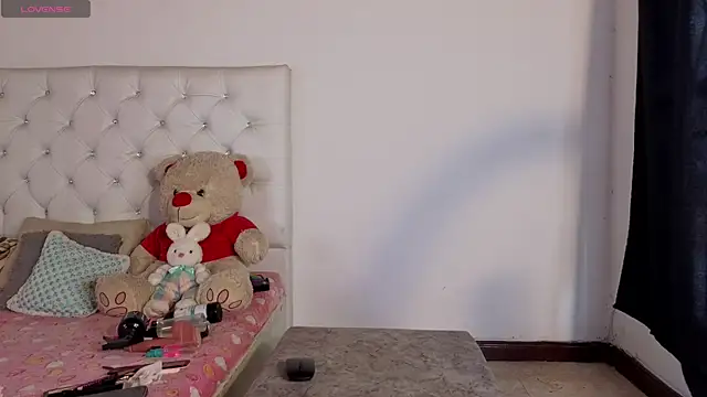 megan stathann online show from April 15, 7:58 pm