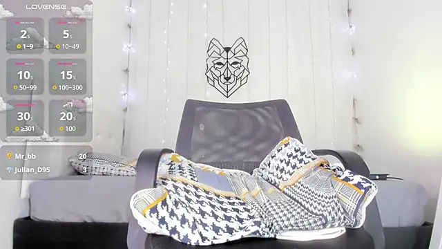 Brithanycullen online show from September 28, 1:23 am