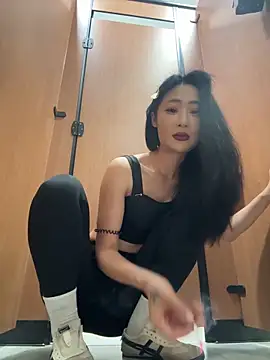 linger-23 online show from May 7, 8:07 am