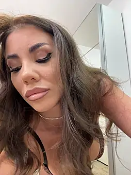 CelineReys online show from November 23, 5:58 pm