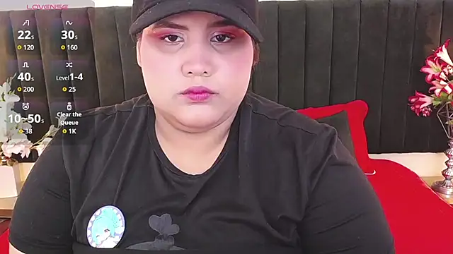 ailyn maury online show from October 7, 1:32 am