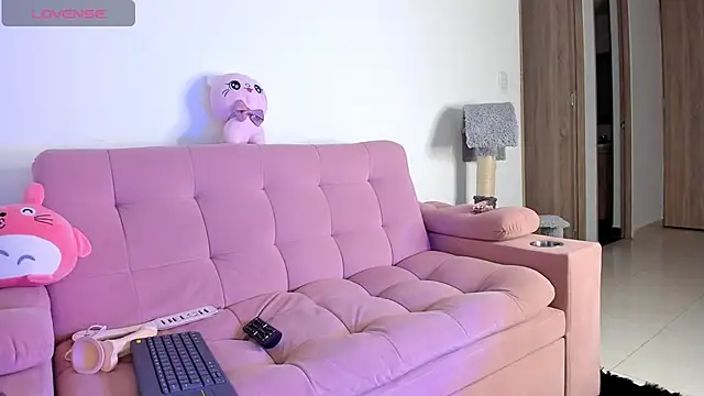 princesssammy2 online show from December 17, 10:47 pm