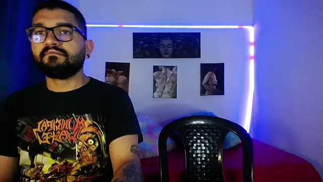 Snapshot of TwinFlamesX chatting on September 28, 12:50 am TwinFlamesX online show from September 28, 12:50 am