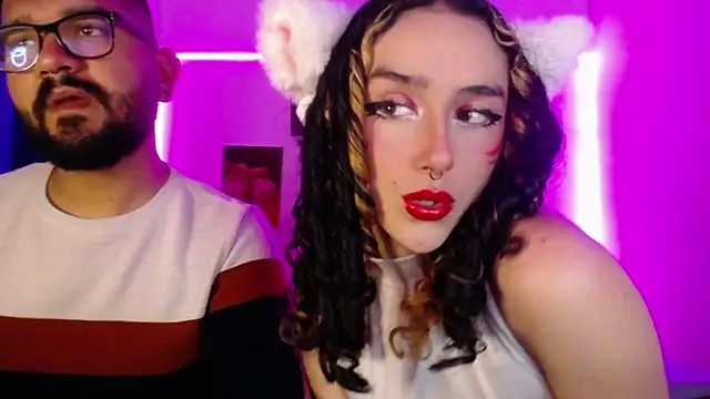 Snapshot of TwinFlamesX chatting on September 23, 6:44 am TwinFlamesX online show from September 23, 6:44 am