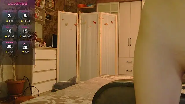 Snapshot of Anna_Miller606 chatting on October 19, 4:53 pm Anna Miller606 online show from October 19, 4:53 pm