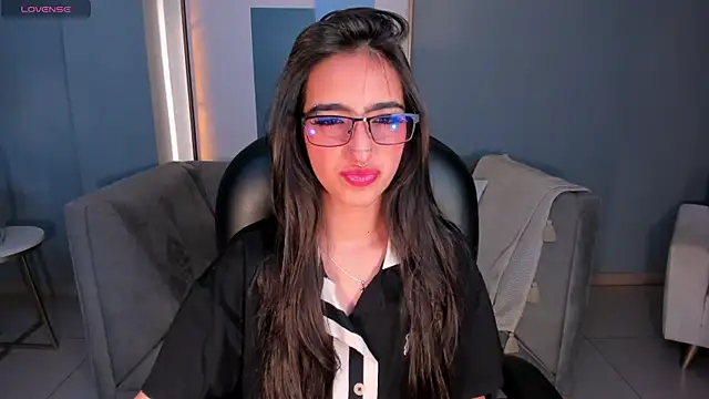 LarisaSmirnov online show from October 29, 4:39 am