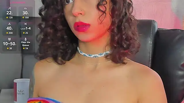 AliceStevens  online show from November 6, 2:01 pm