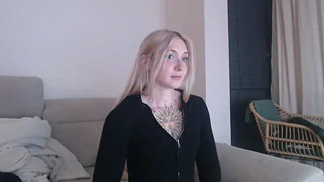 tattoobbgirl online show from November 1, 6:34 pm