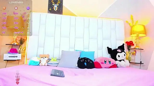 cherryboom23 online show from November 17, 6:30 pm