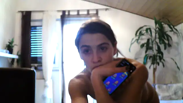 Snapshot of sweet_paar2016 chatting on October 25, 12:13 pm sweet paar2016 online show from October 25, 12:13 pm