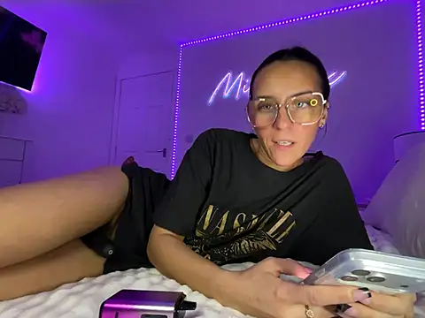 Missalex xo online show from February 8, 11:51 pm