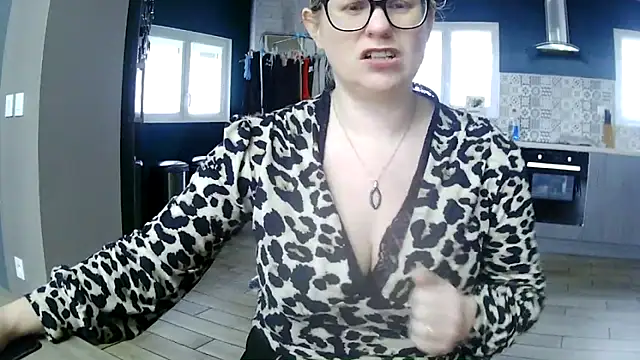 lady gloria69 online show from February 13, 8:49 am