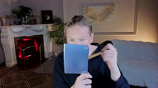 Jes Solar online show from November 14, 9:59 pm