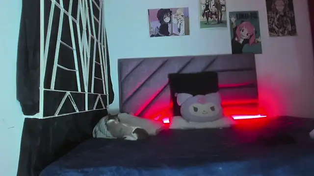 KARINNA  RAVEN online show from December 2, 12:45 am