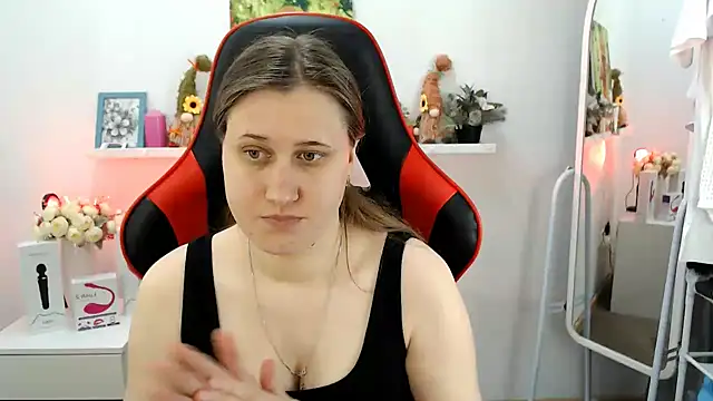 Lucky Lana online show from April 2, 3:04 am