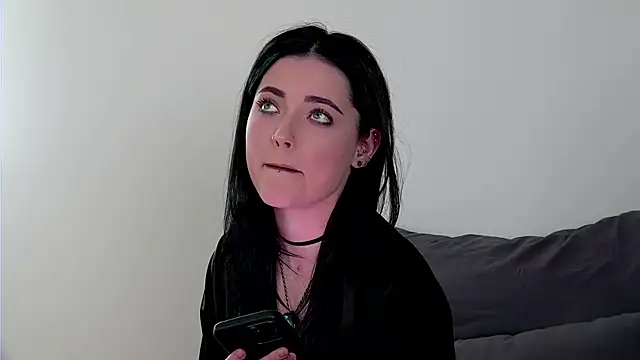 AshleyD  online show from May 28, 2:04 pm