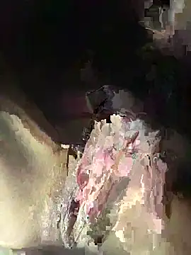 Lilbeezie81 online show from March 2, 2:55 am