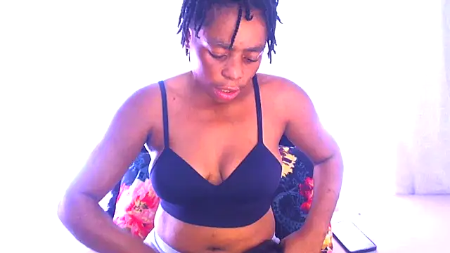 SMALLBOOBSXX online show from March 16, 5:44 am