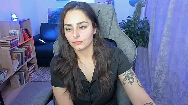 ValeriiMills online show from February 24, 9:46 pm