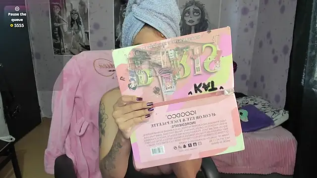 Medussa katt online show from September 30, 6:13 pm