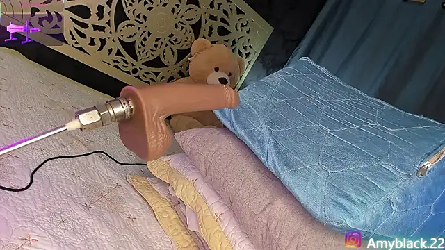 Amyblack   online show from January 17, 12:51 am