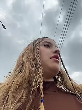 Baby  Otaku online show from April 13, 5:14 pm