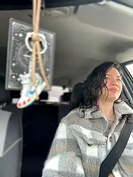 MeekyRich online show from March 29, 4:33 am