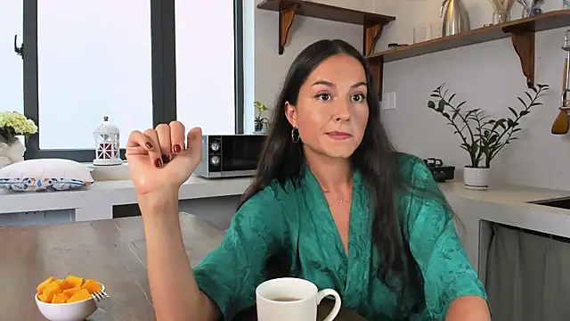 michi souffl online show from August 6, 3:57 am