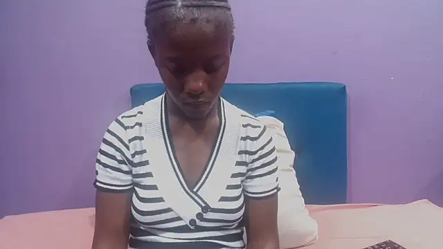 sexykea2002x online show from April 20, 5:21 am